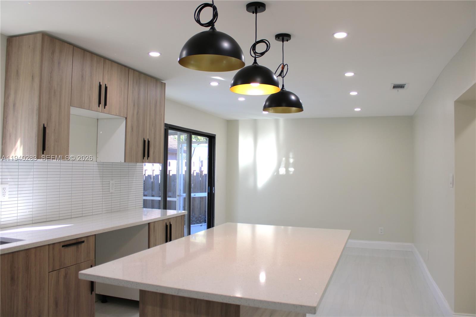 BROADVIEW PARK - Residential