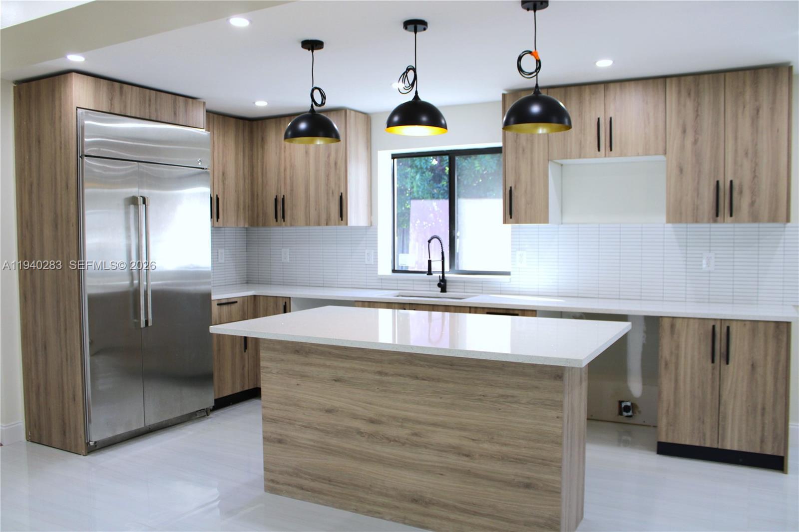 BROADVIEW PARK - Residential