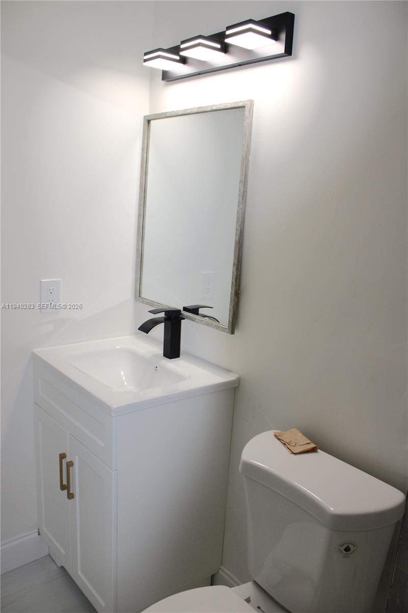 BROADVIEW PARK - Residential