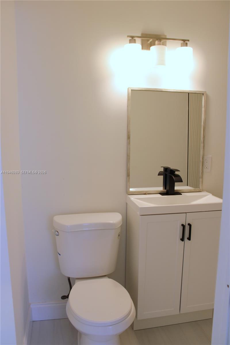 BROADVIEW PARK - Residential