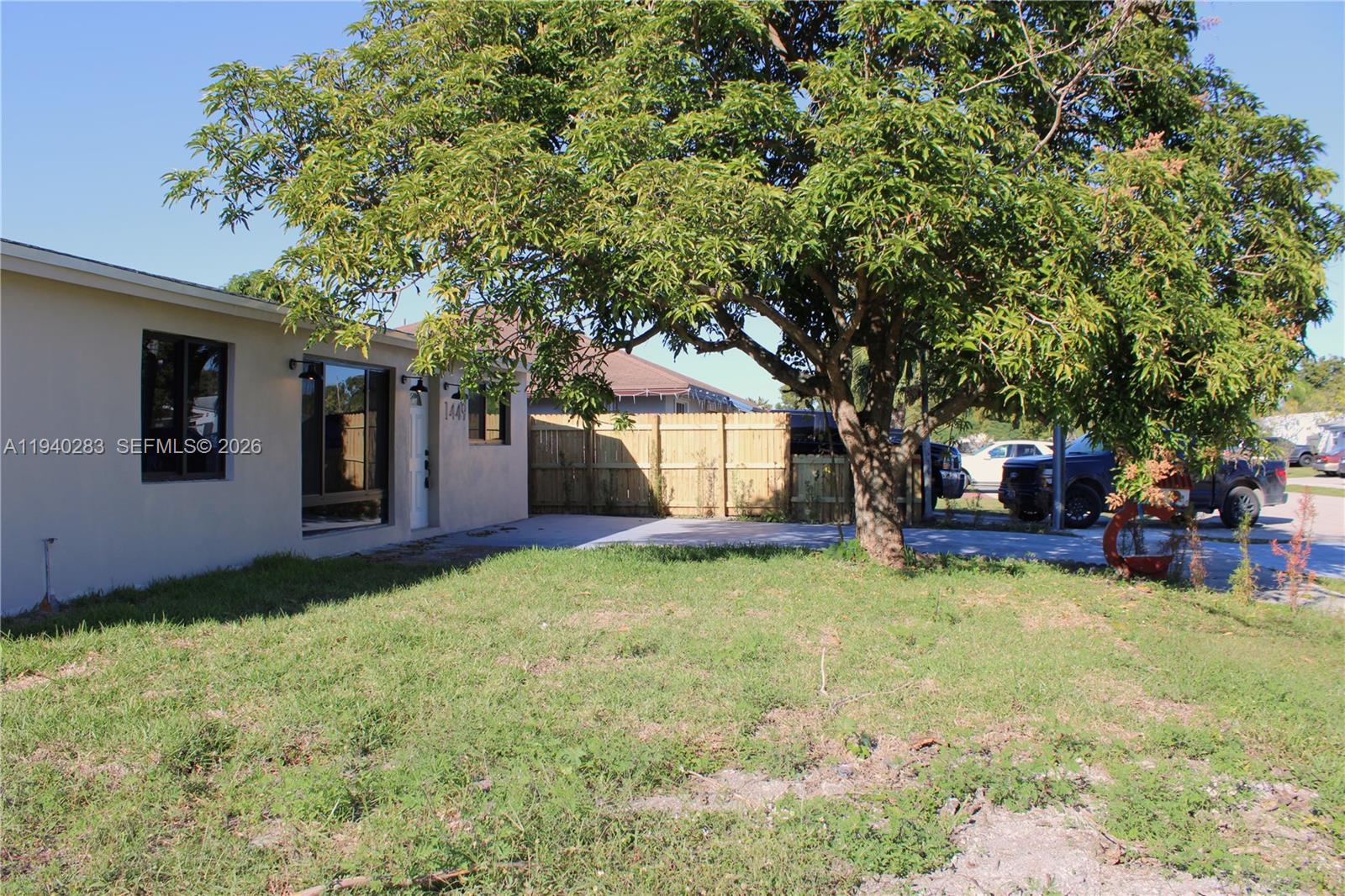 BROADVIEW PARK - Residential