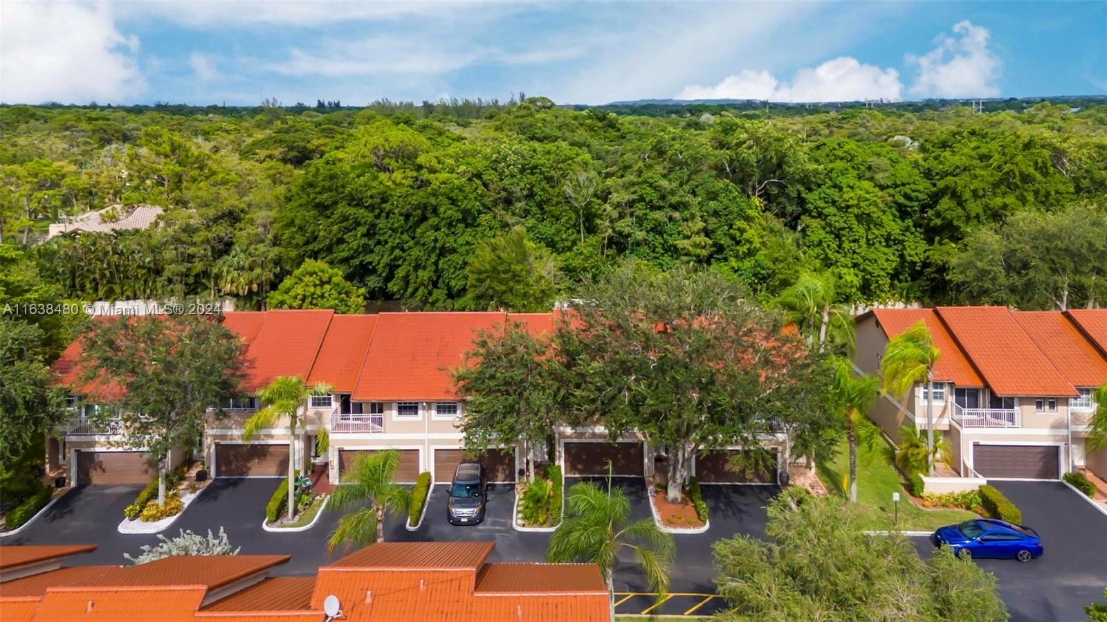 CORAL SUN TOWNHOMES CONDO - Residential