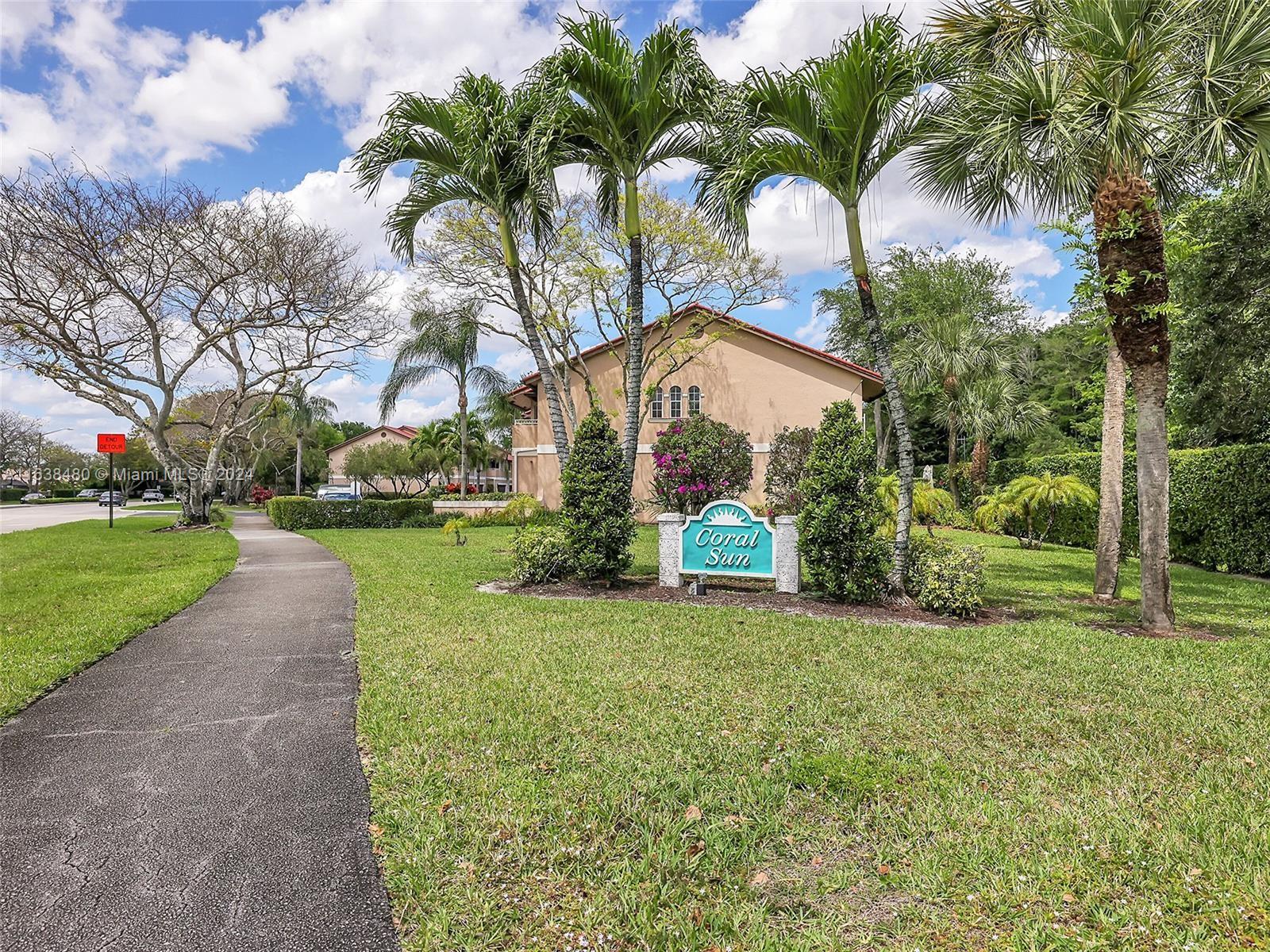 CORAL SUN TOWNHOMES CONDO - Residential