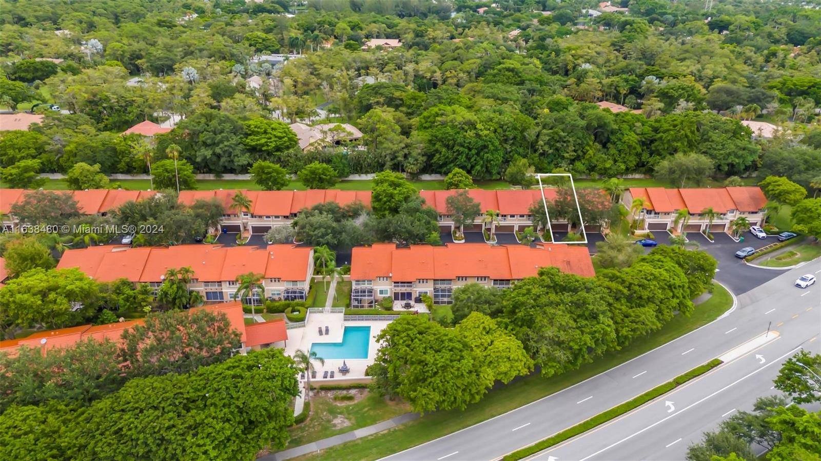 CORAL SUN TOWNHOMES CONDO - Residential