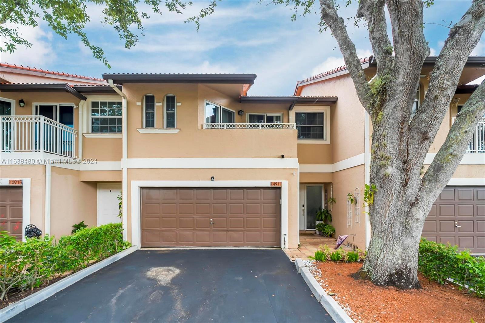 CORAL SUN TOWNHOMES CONDO - Residential