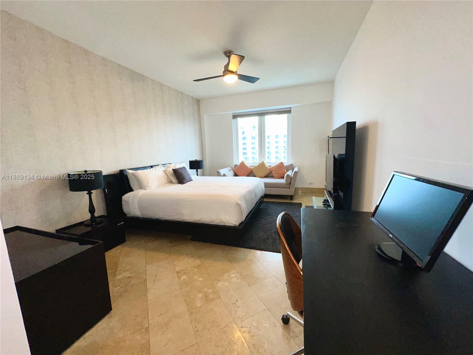 RONEY PALACE CONDO - Residential Lease