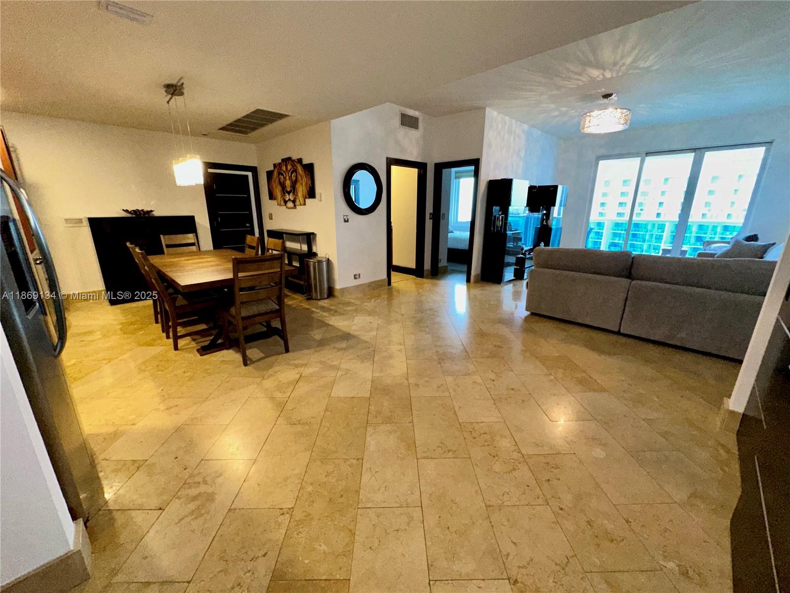 RONEY PALACE CONDO - Residential Lease