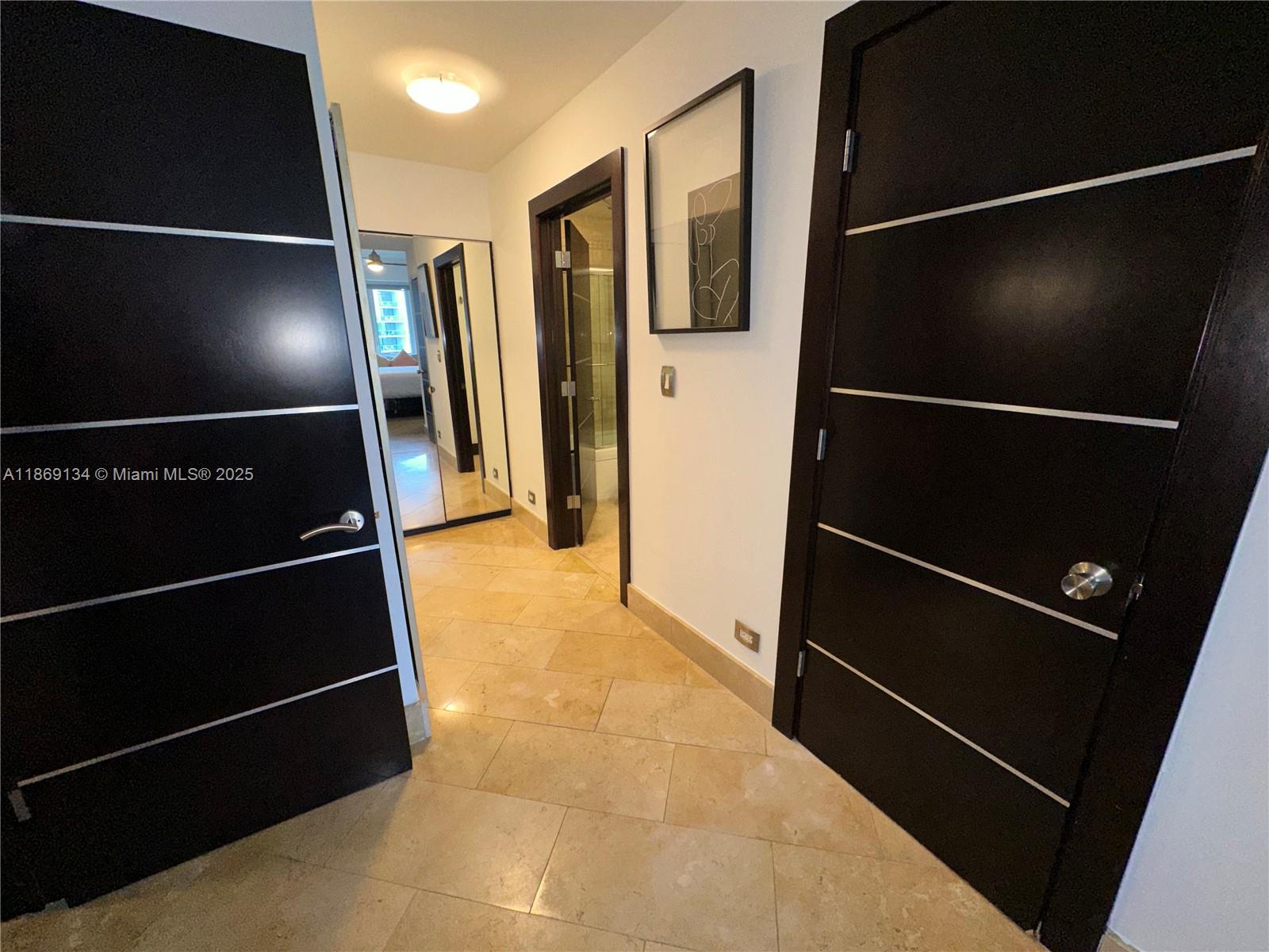 RONEY PALACE CONDO - Residential Lease