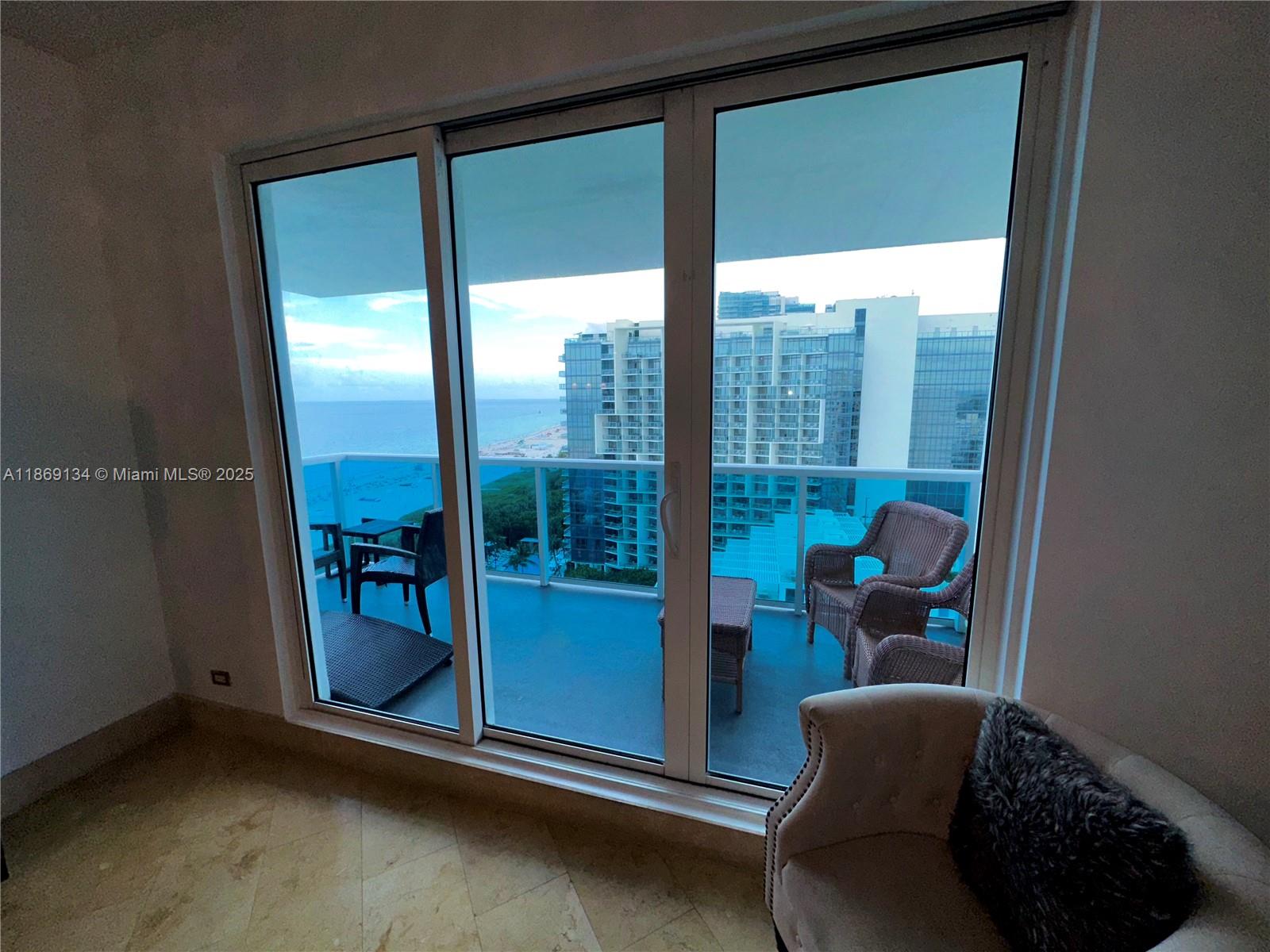 RONEY PALACE CONDO - Residential Lease