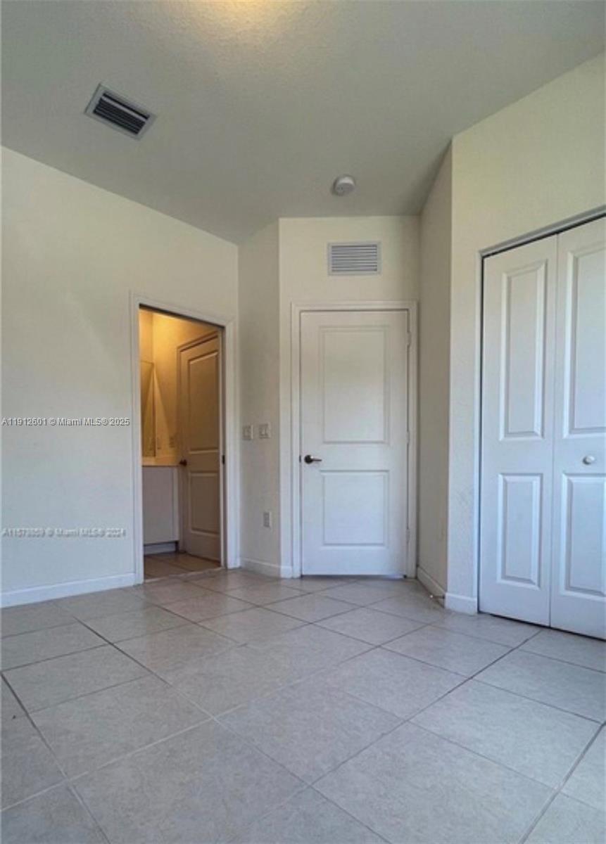 VIA VENTURA NEIGHBORHOOD - Residential