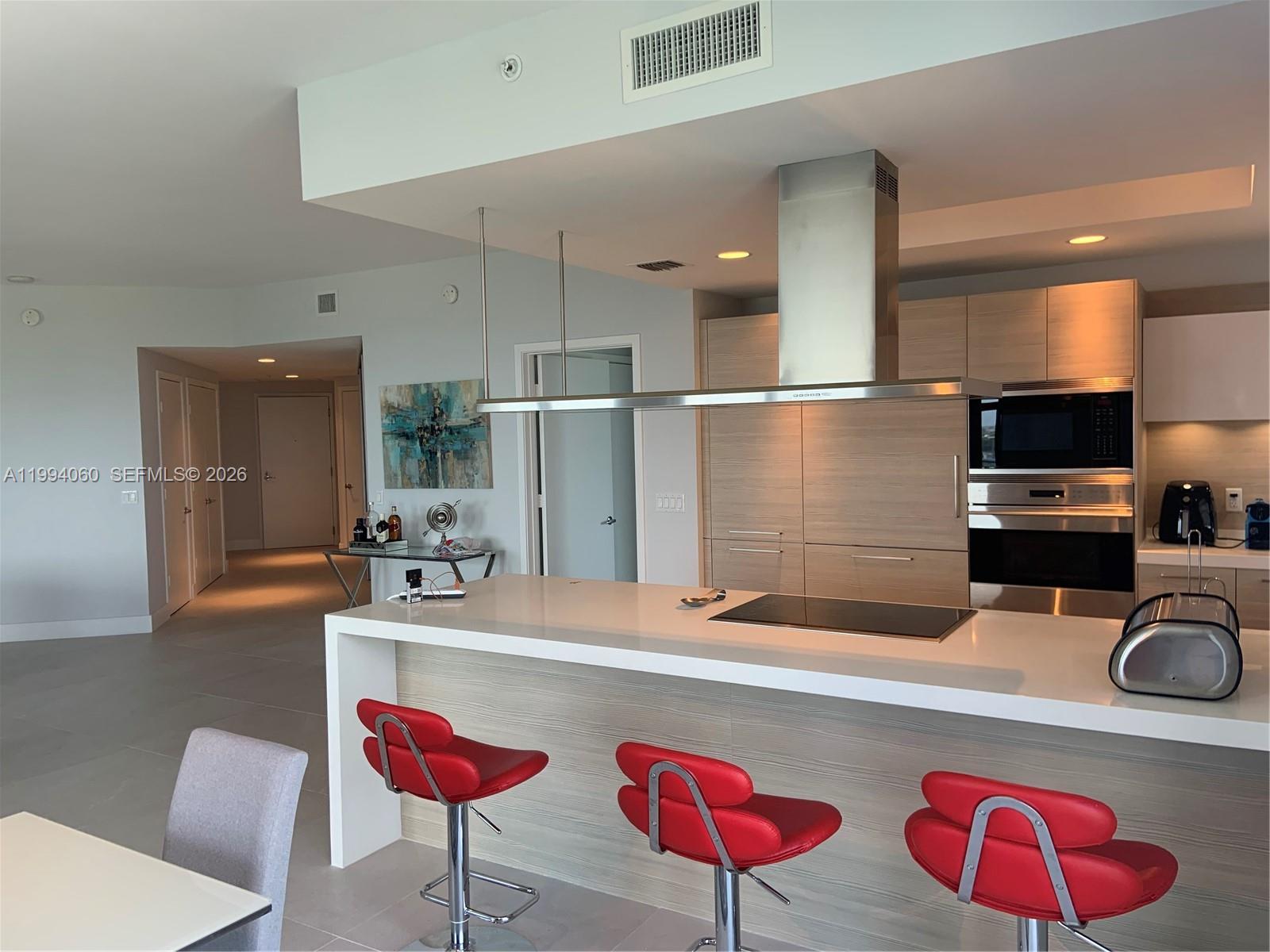 MARINA PALMS RESIDENCES - Residential Lease