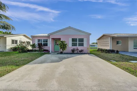 6000 NW 68th Ter, Tamarac, FL 33321 - MLS#: A11780505