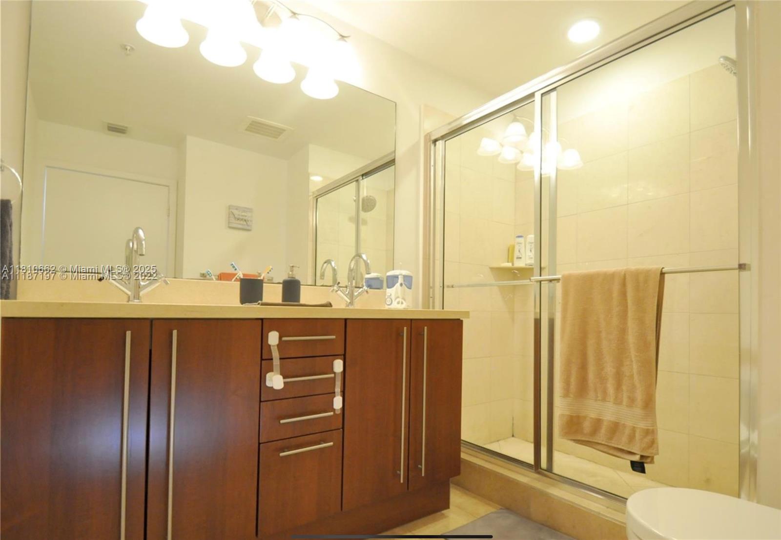 THE AXIS ON BRICKELL COND - Residential Lease
