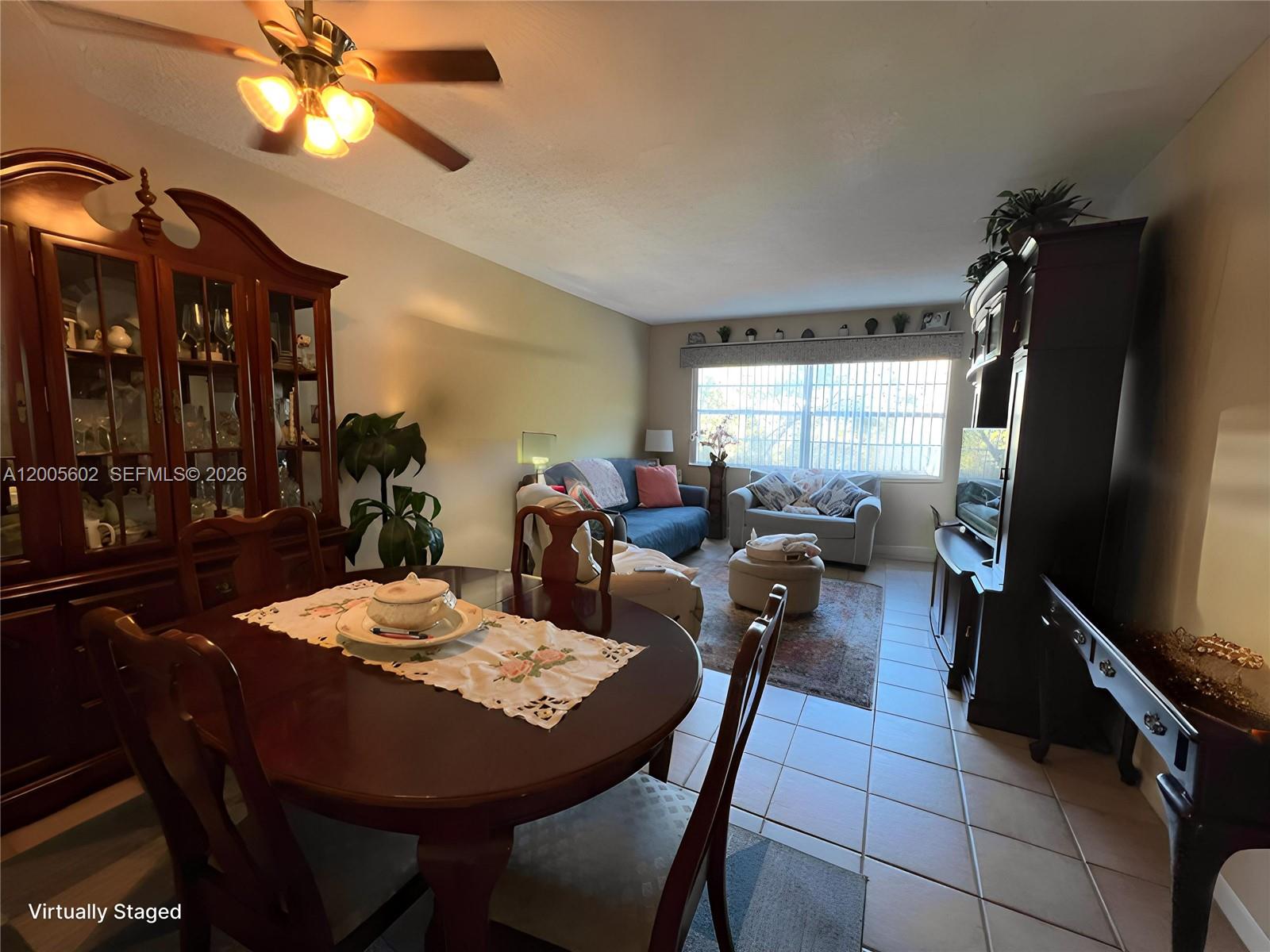 QUINSANA GARDENS CONDO - Residential