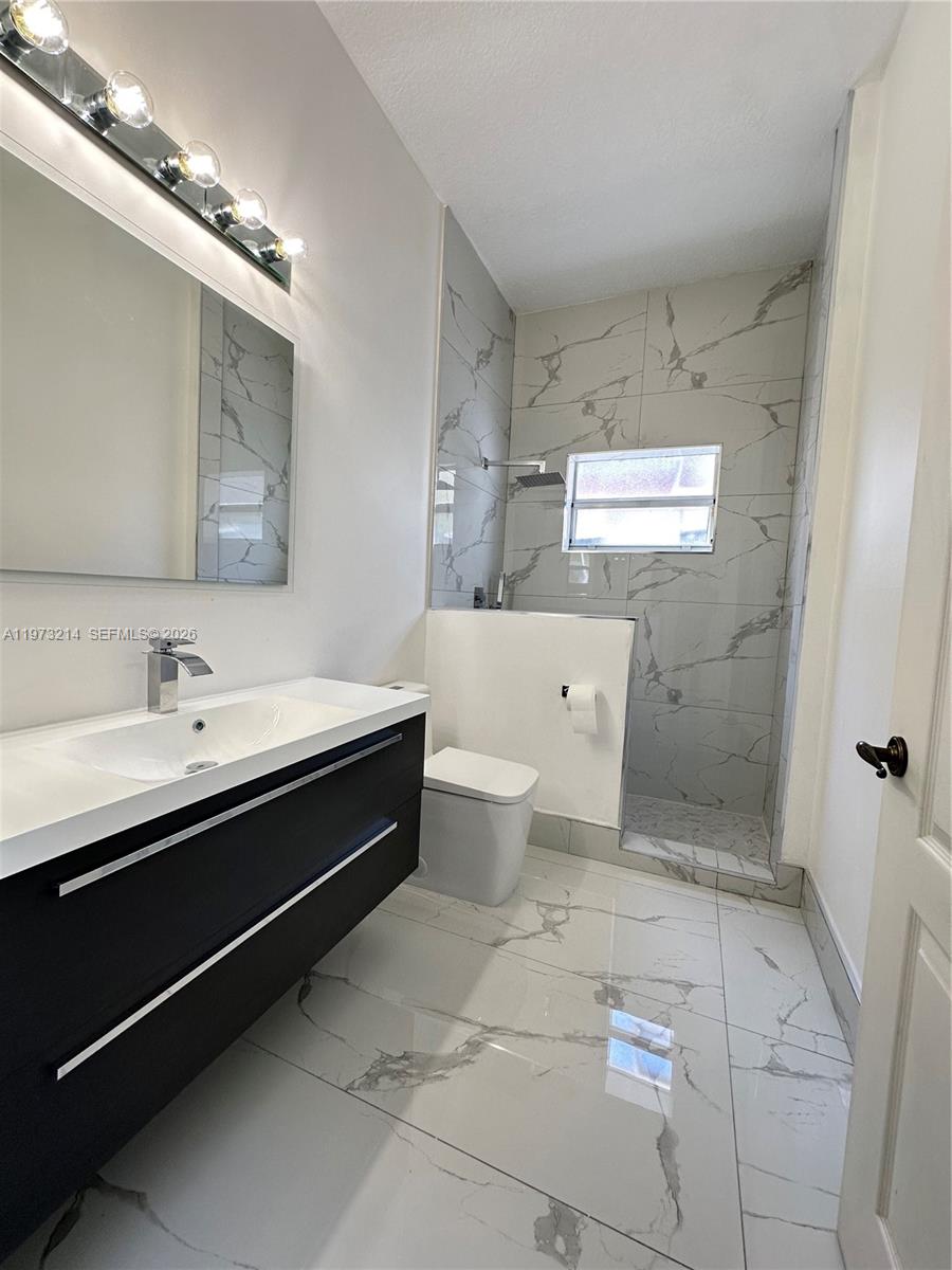 DORAL ISLES-ANTILLES - Residential