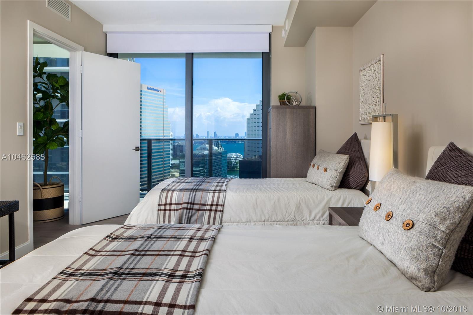 BRICKELL HEIGHTS EAST CON - Residential Lease