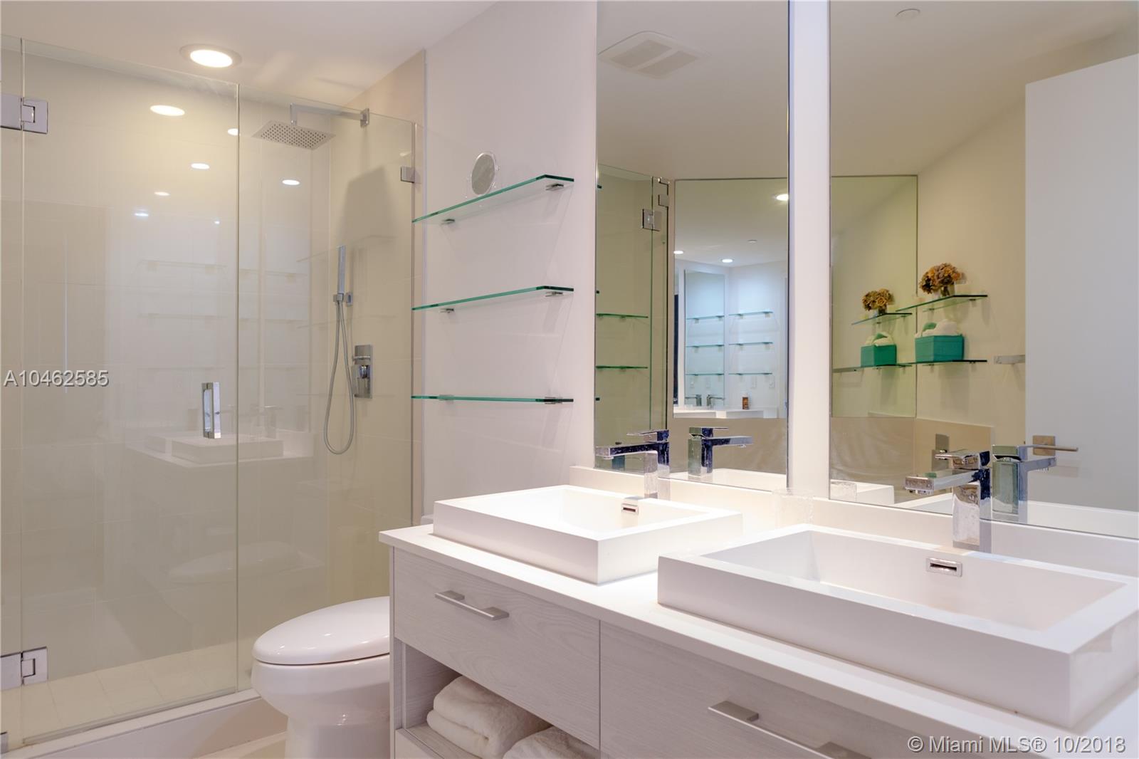 BRICKELL HEIGHTS EAST CON - Residential Lease