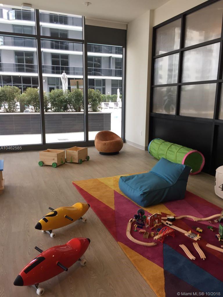 BRICKELL HEIGHTS EAST CON - Residential Lease