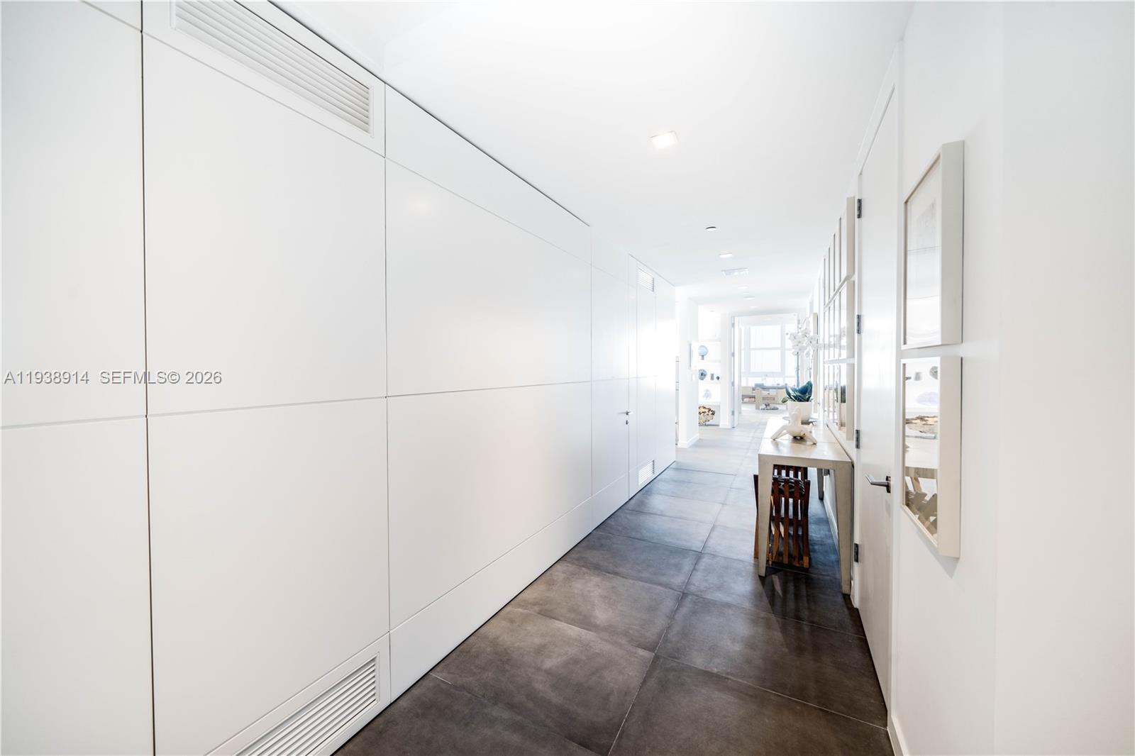 SPEAR AT AQUA CONDO - Residential