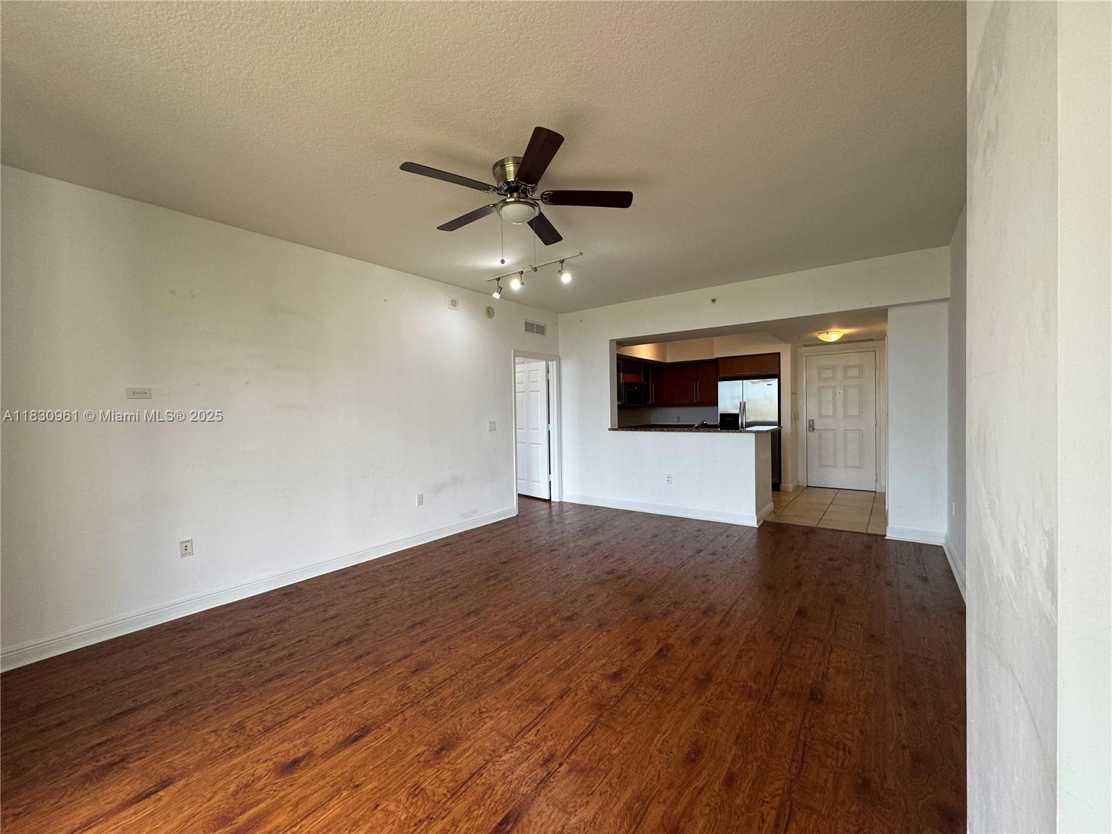 888 S Douglas Rd 503