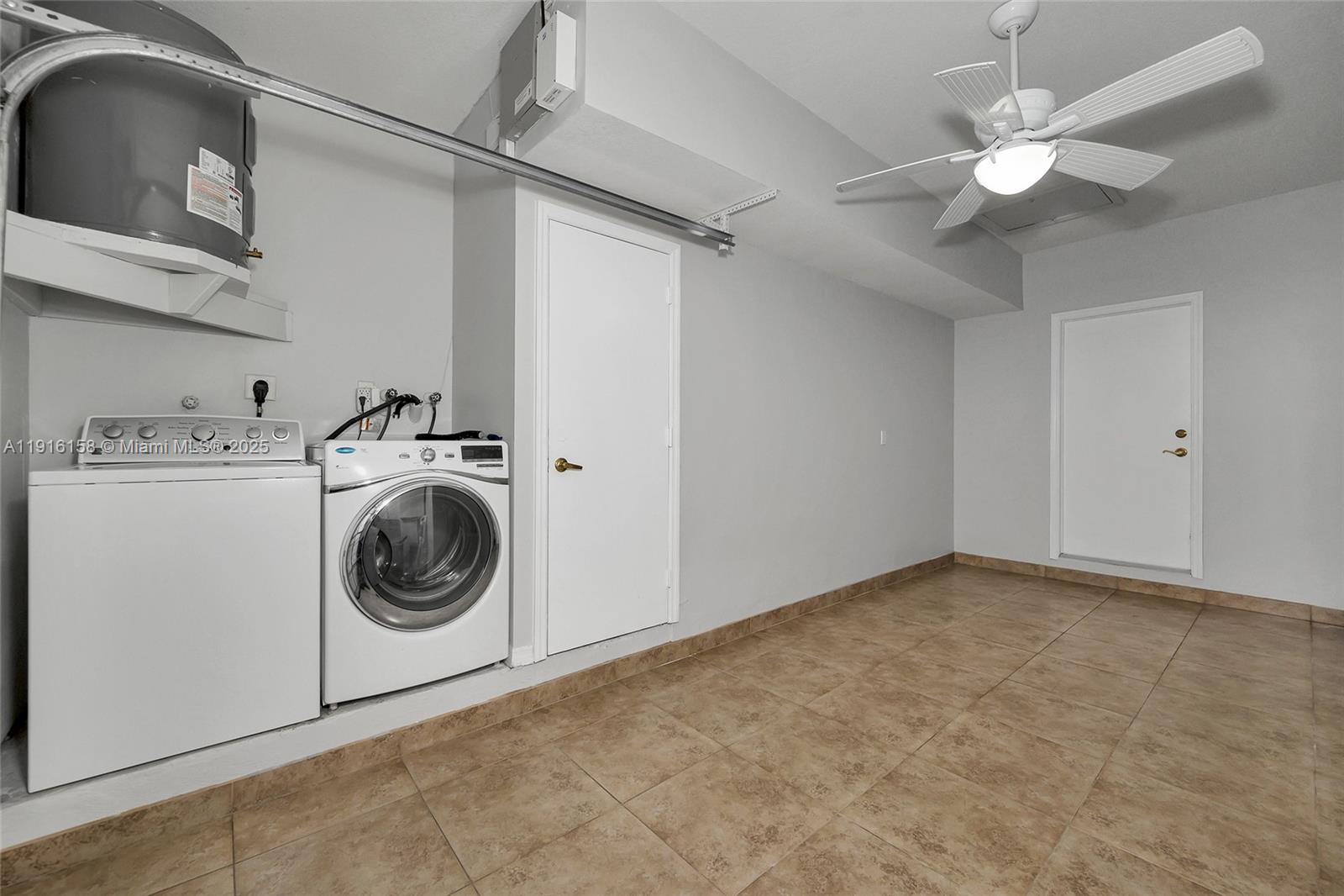 EMERALD OAKS - Residential