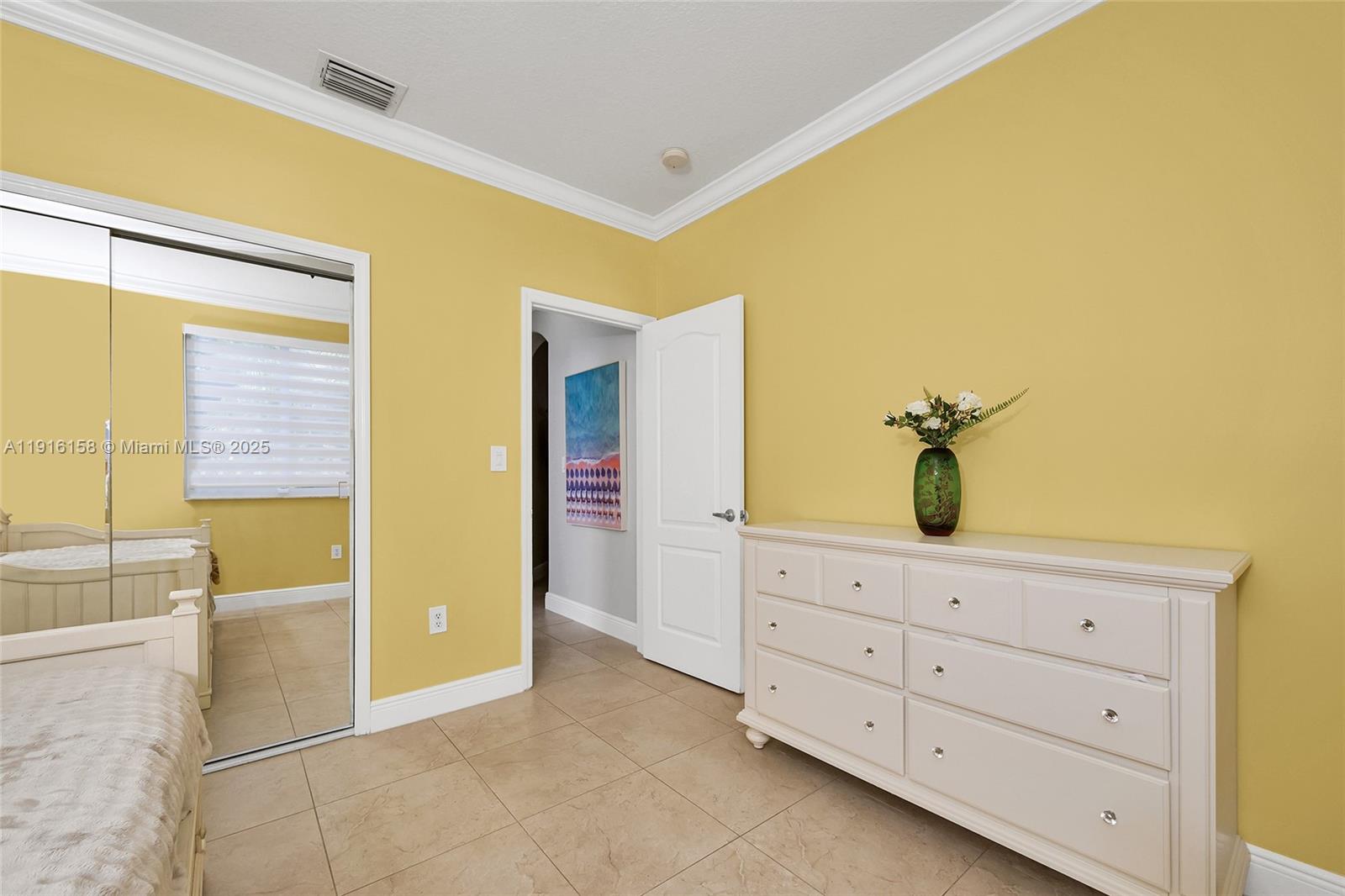 EMERALD OAKS - Residential