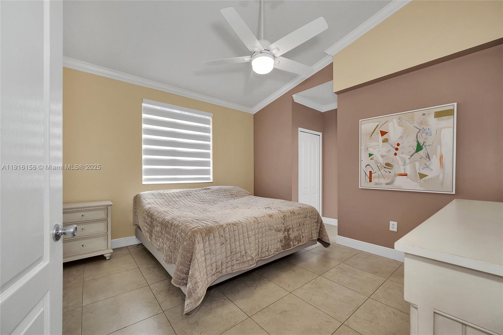 EMERALD OAKS - Residential