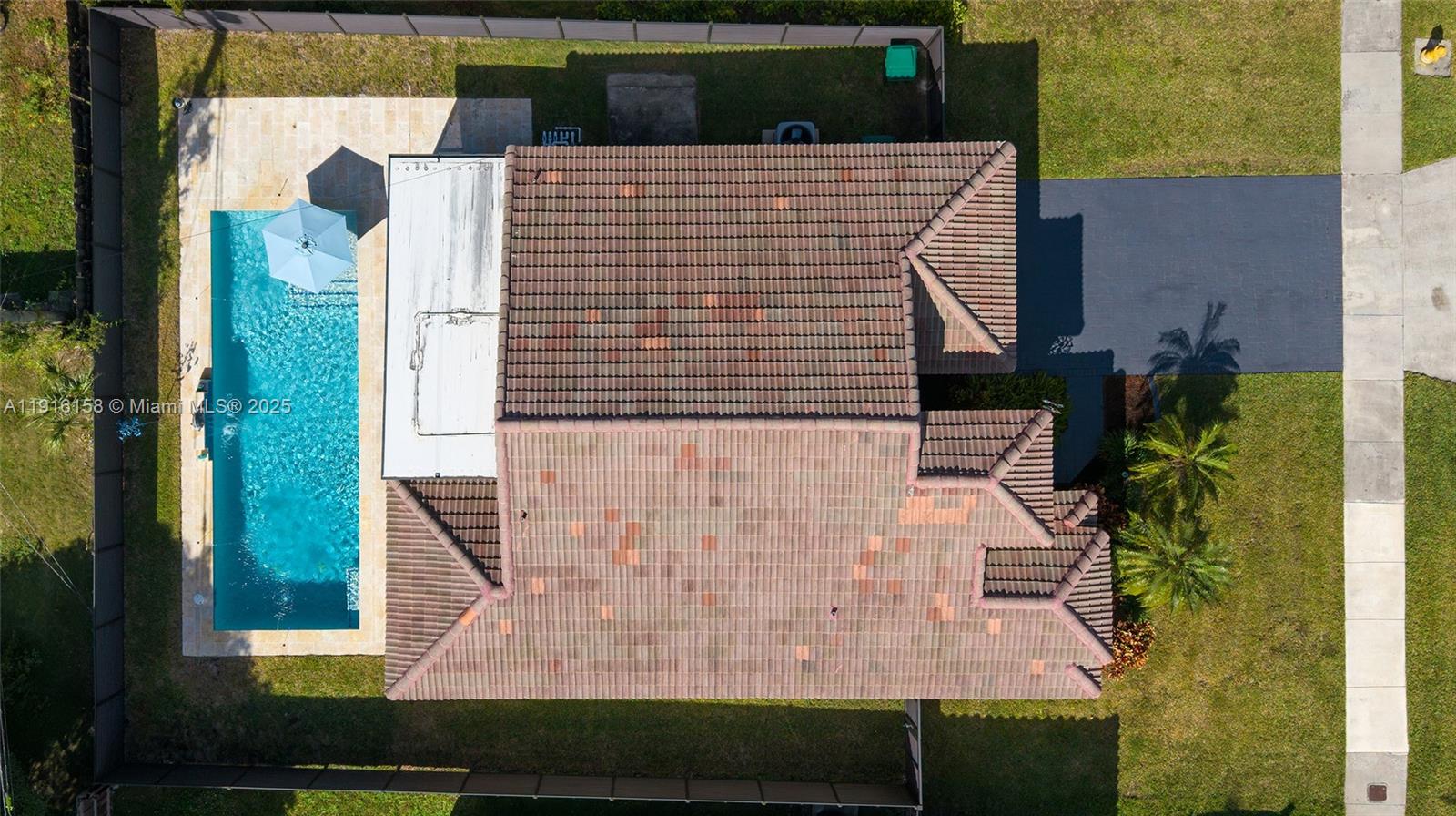 EMERALD OAKS - Residential