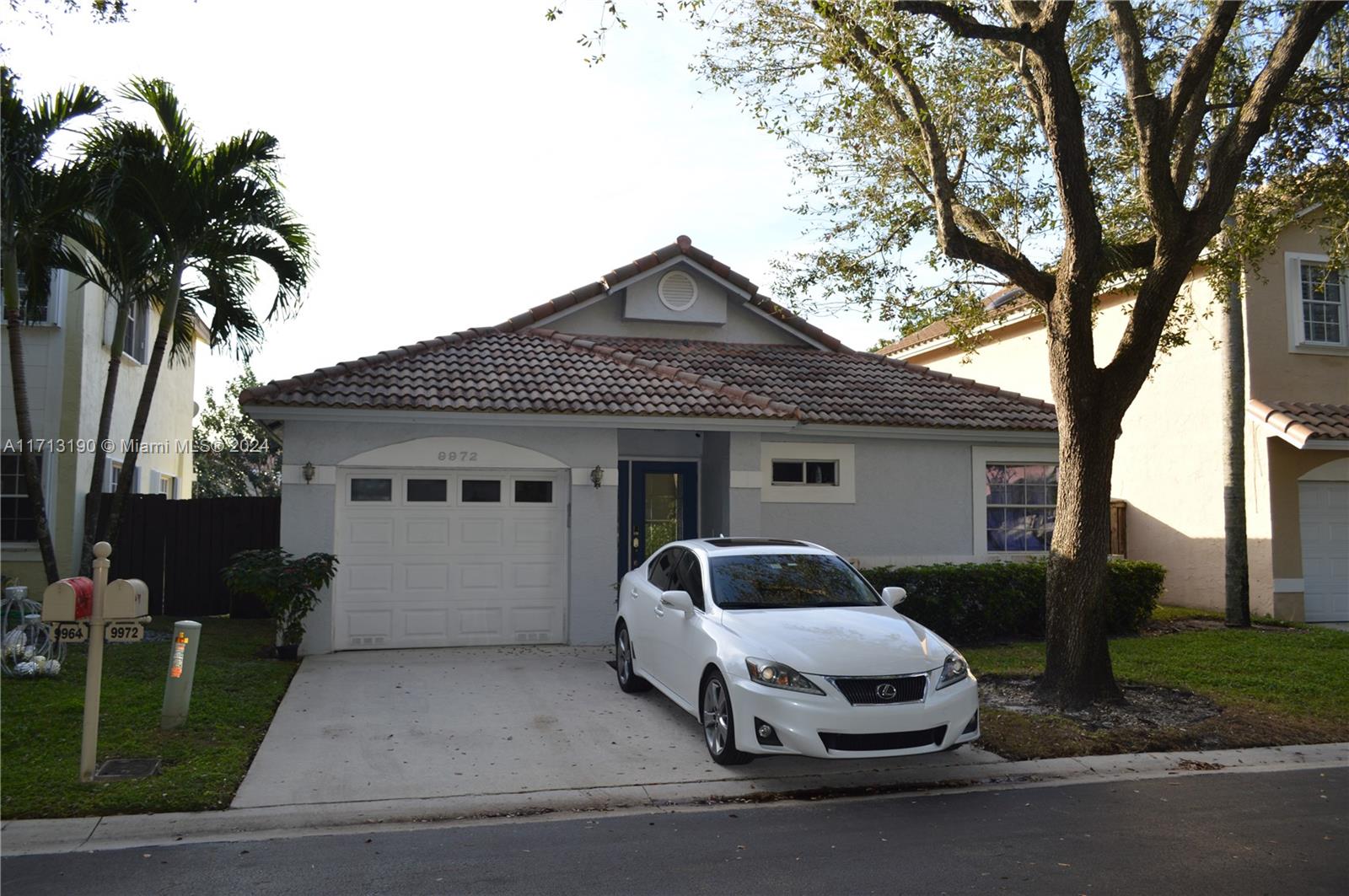 9972 Nw 5th Ct, Plantation, Miami-Dade County, Florida - 2 Bedrooms  
2 Bathrooms - 
