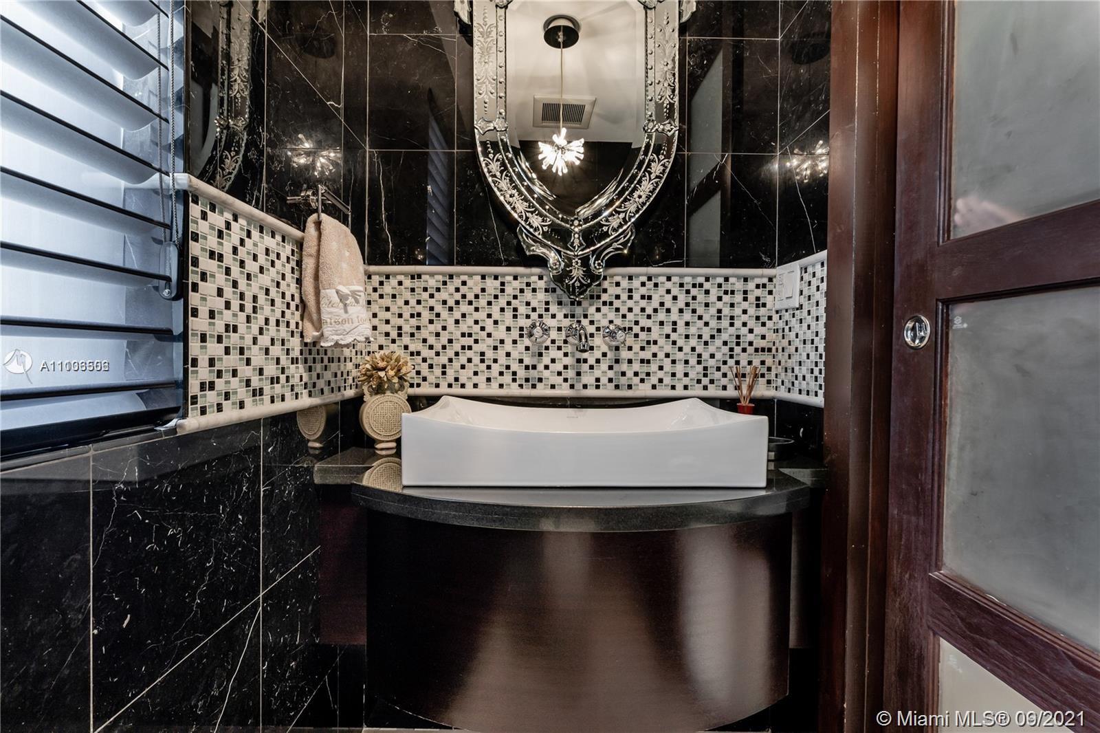 CORAL GABLES RIVIERA SEC - Residential