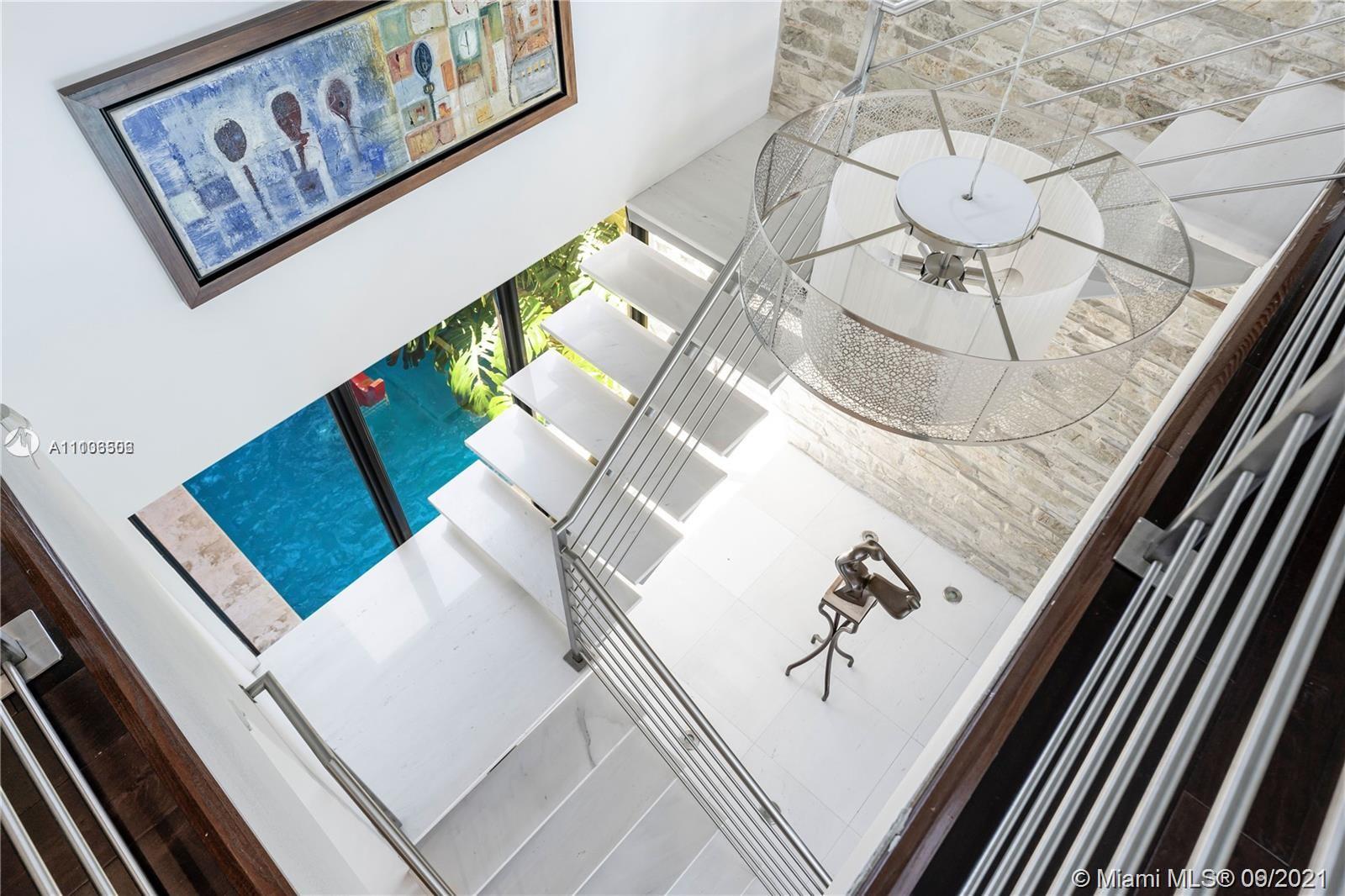 CORAL GABLES RIVIERA SEC - Residential