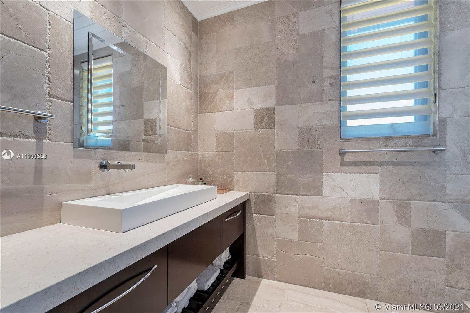 CORAL GABLES RIVIERA SEC - Residential