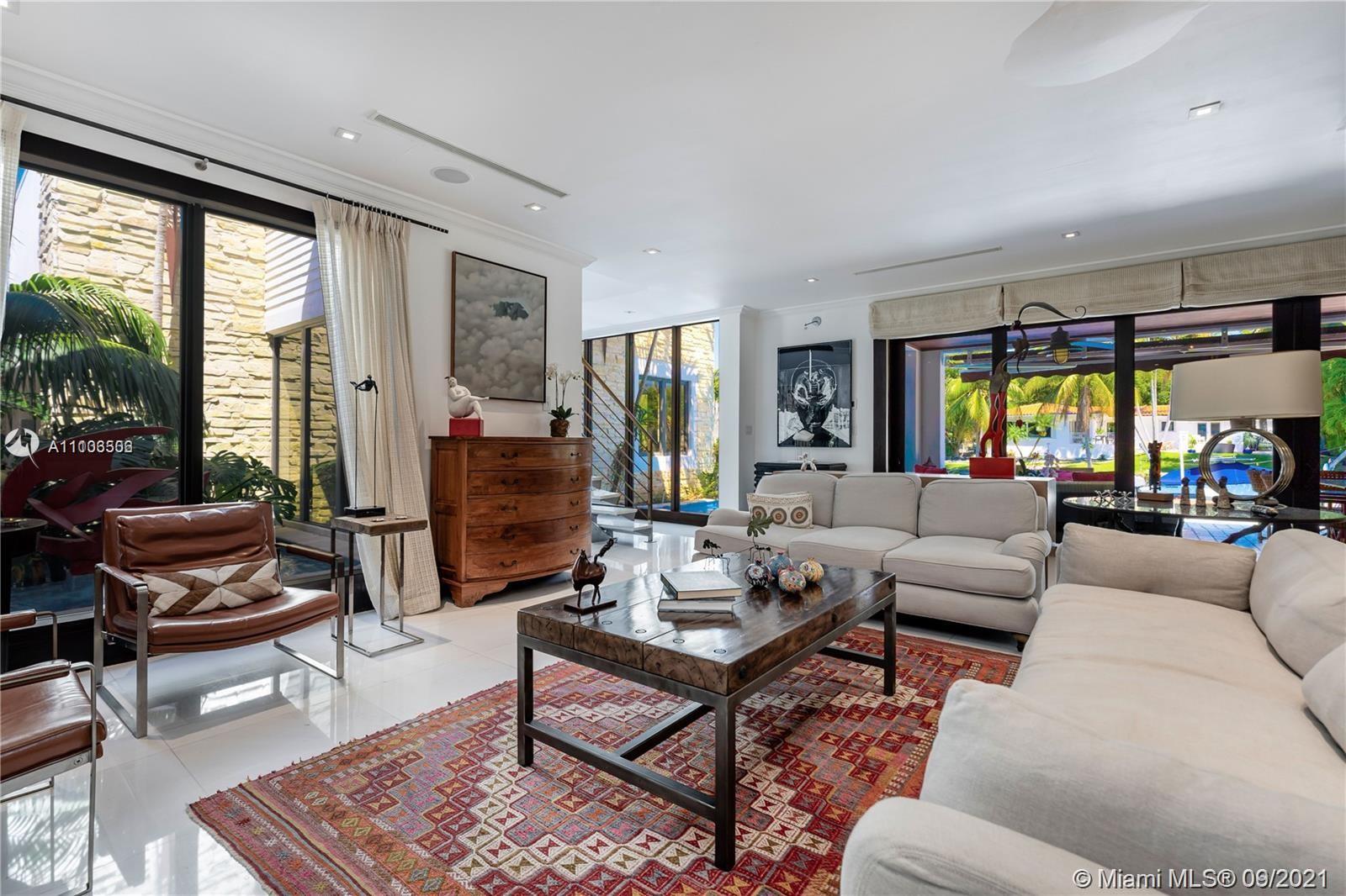 CORAL GABLES RIVIERA SEC - Residential