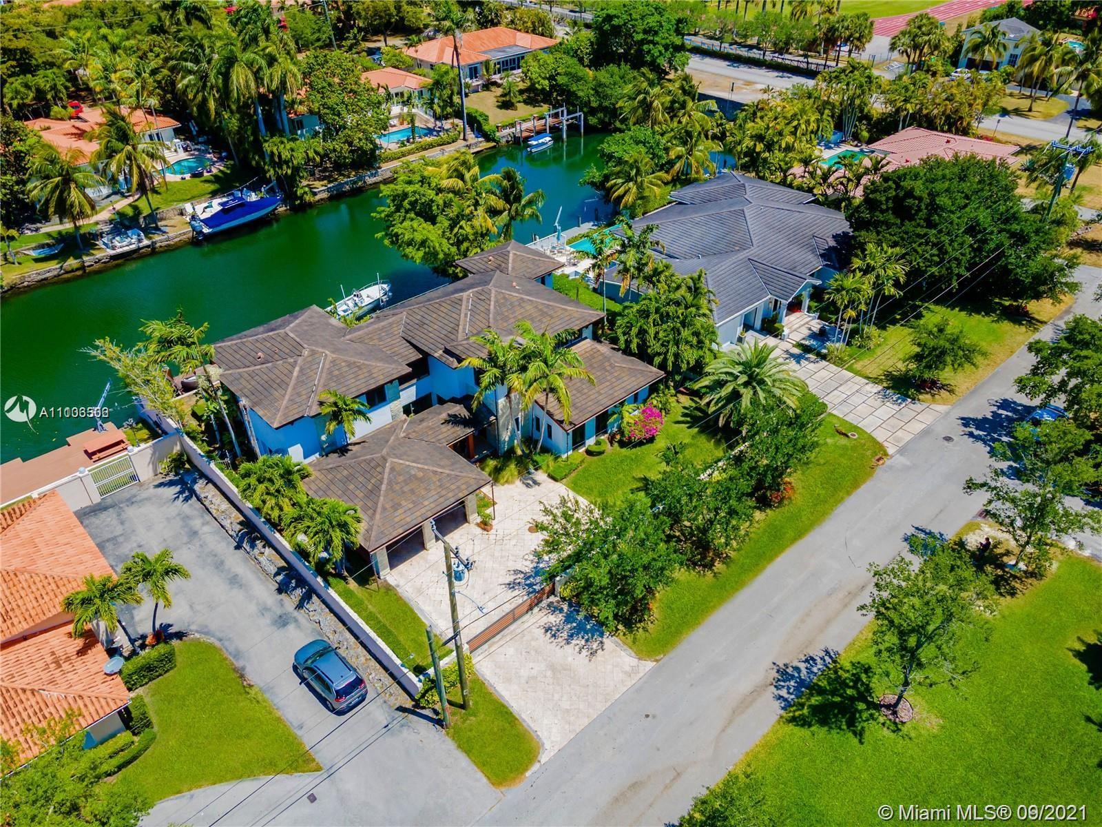 CORAL GABLES RIVIERA SEC - Residential