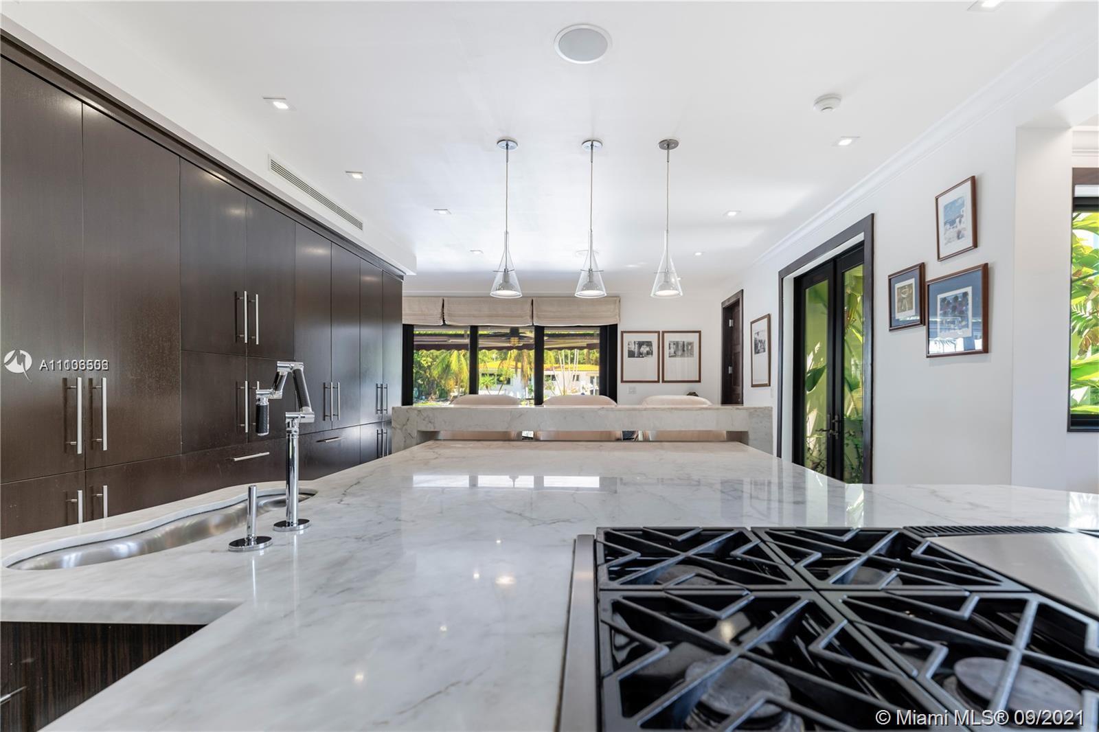 CORAL GABLES RIVIERA SEC - Residential