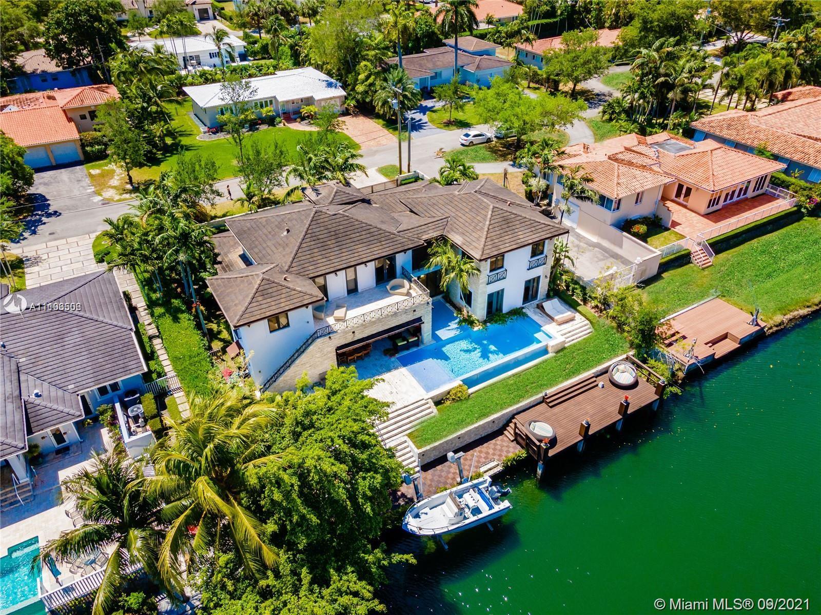 CORAL GABLES RIVIERA SEC - Residential