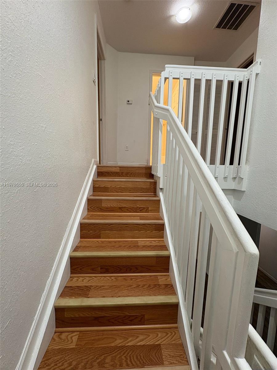 SHOMA TOWNHOMES - Residential