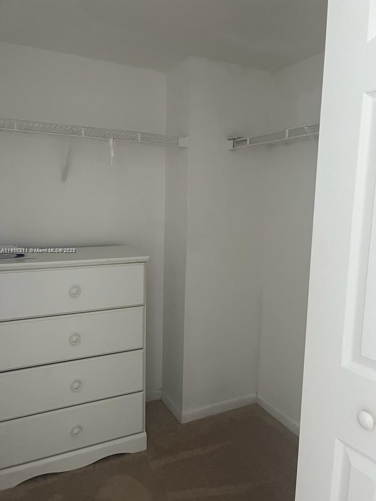 PARC CENTRAL AVENTURA EAS - Residential Lease