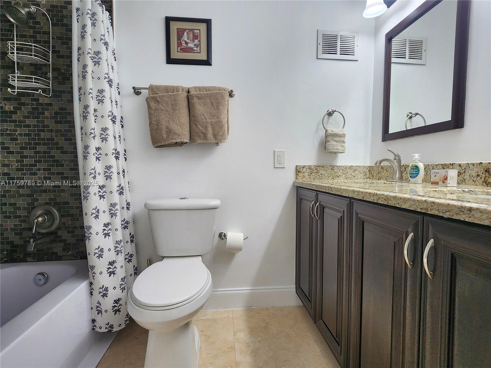 ALEXANDER TOWERS CONDO - Residential Lease