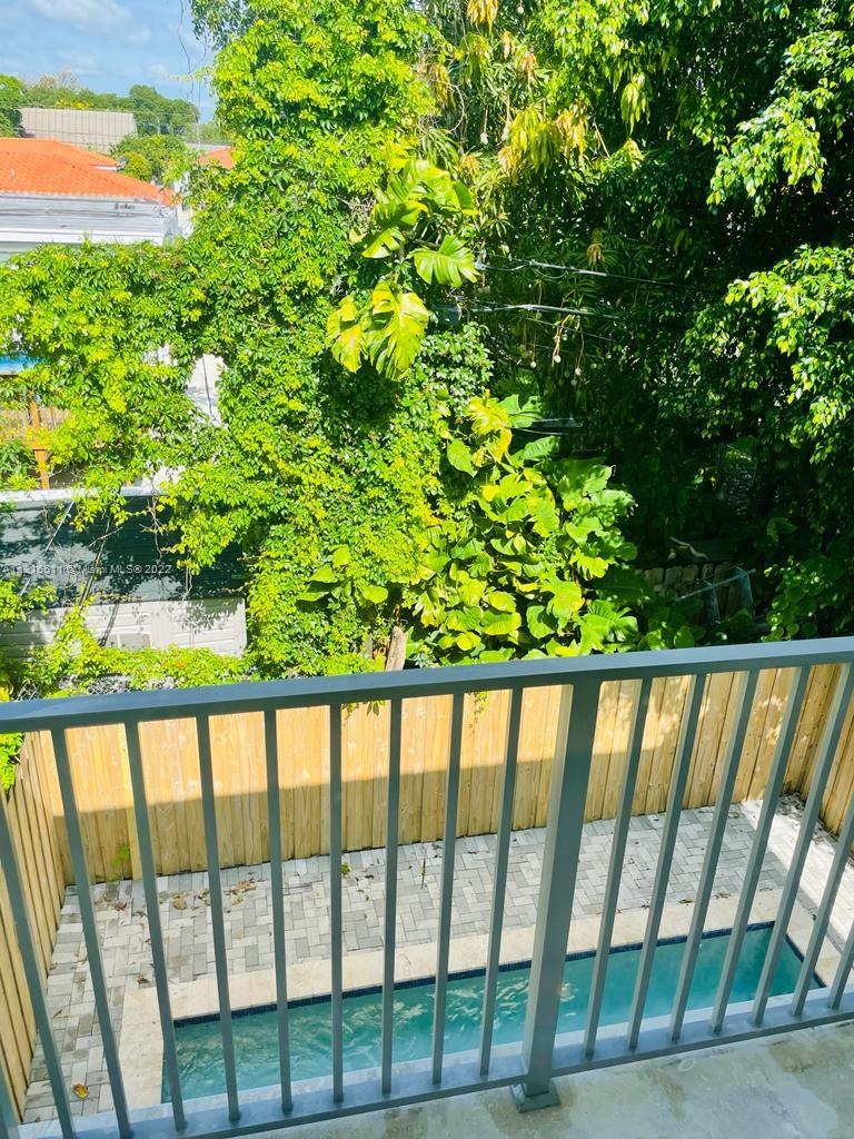 SILVER BLUFF GARDENS - Residential Lease