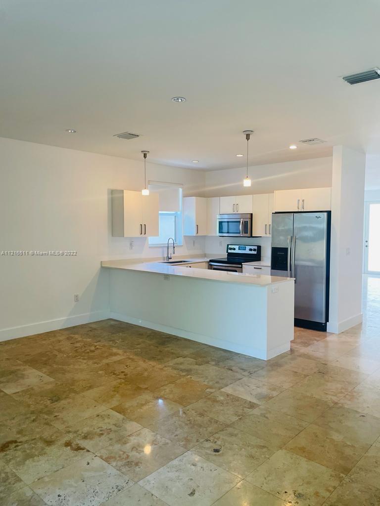 SILVER BLUFF GARDENS - Residential Lease