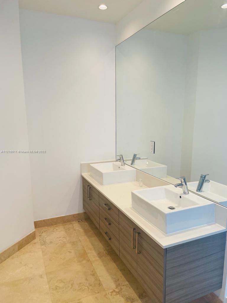 SILVER BLUFF GARDENS - Residential Lease