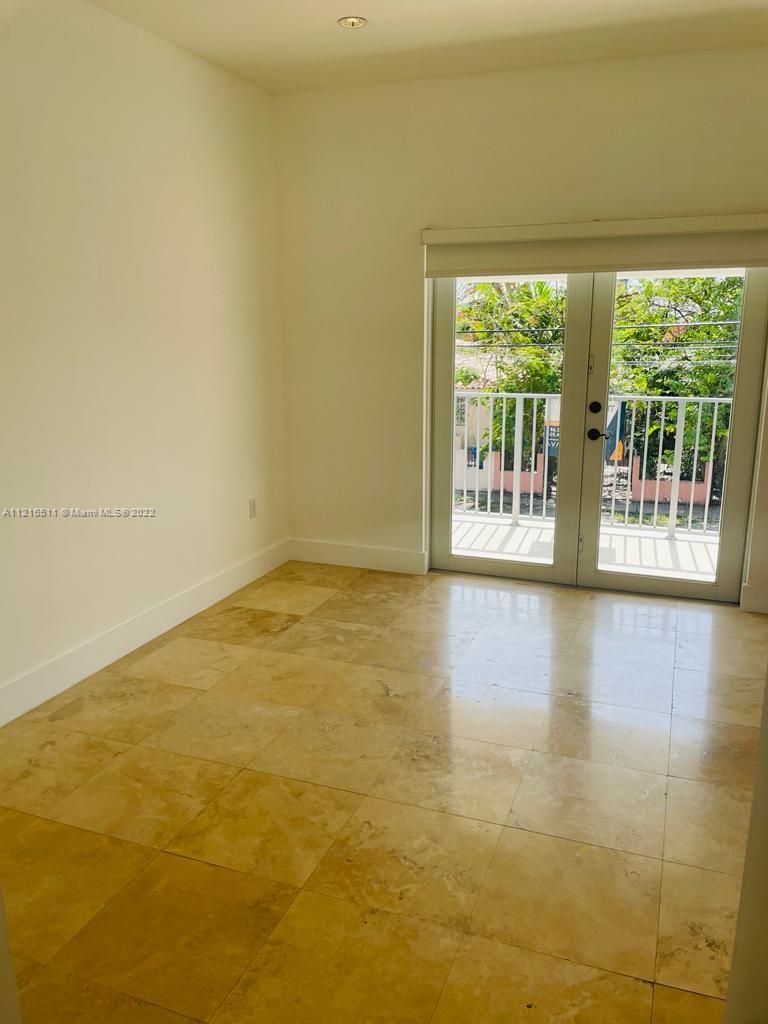 SILVER BLUFF GARDENS - Residential Lease