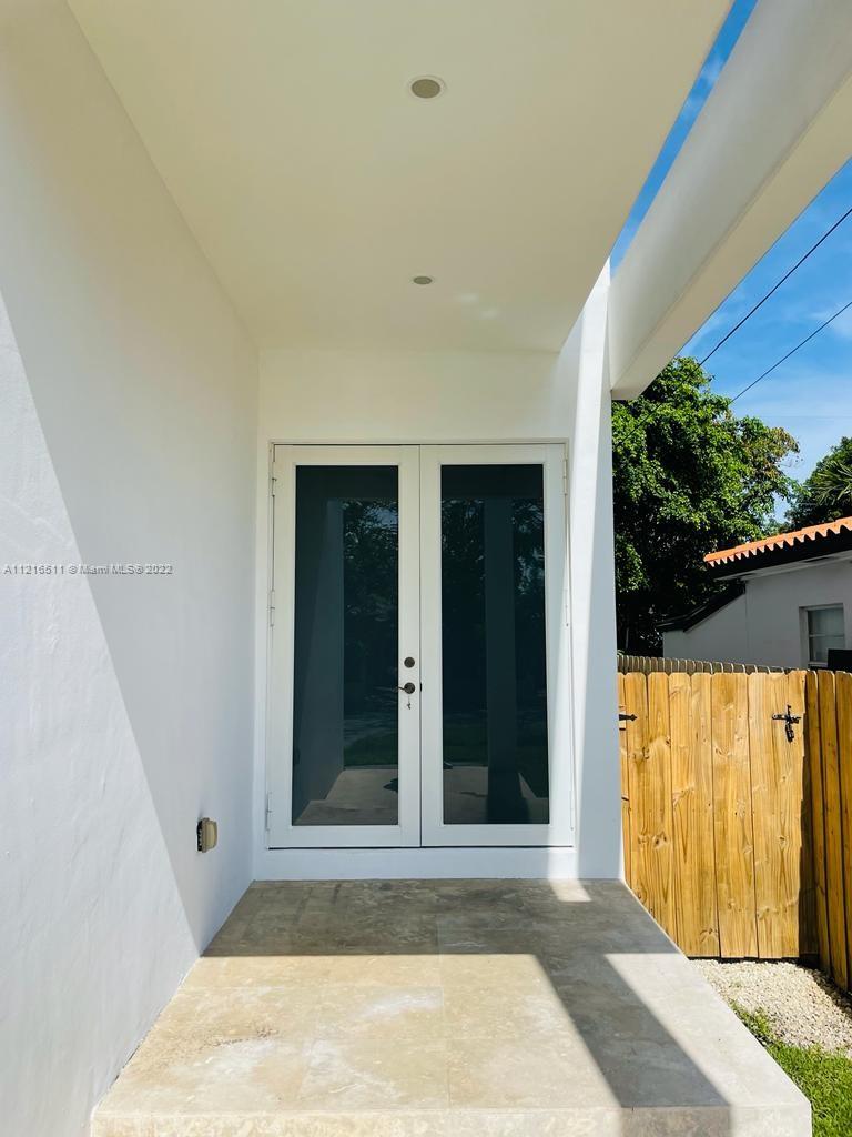 SILVER BLUFF GARDENS - Residential Lease