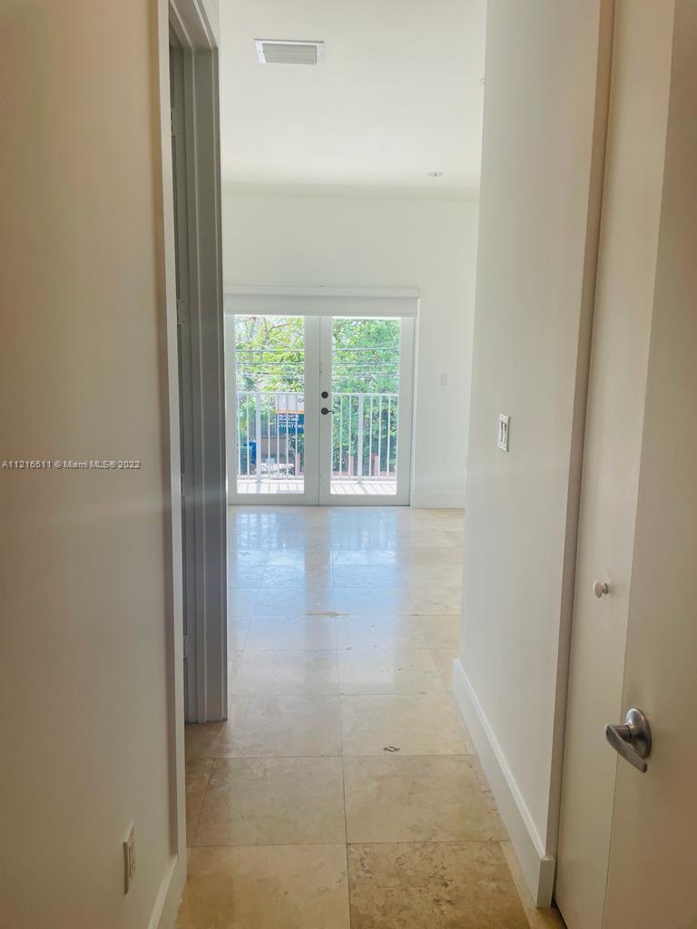 SILVER BLUFF GARDENS - Residential Lease