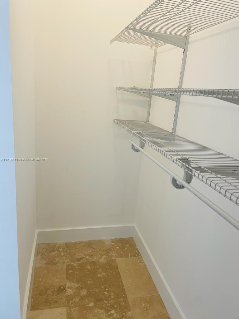 SILVER BLUFF GARDENS - Residential Lease