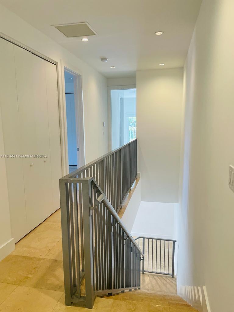 SILVER BLUFF GARDENS - Residential Lease