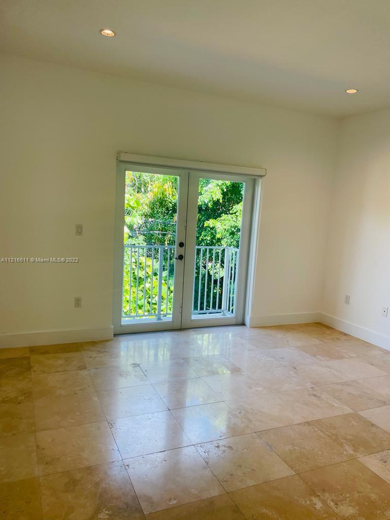 SILVER BLUFF GARDENS - Residential Lease