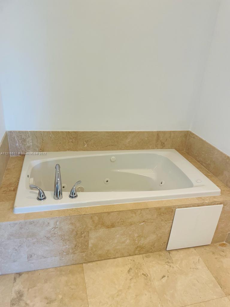 SILVER BLUFF GARDENS - Residential Lease