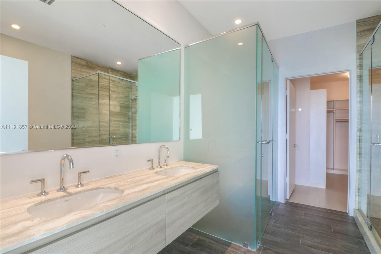 BISCAYNE BEACH CONDO - Residential